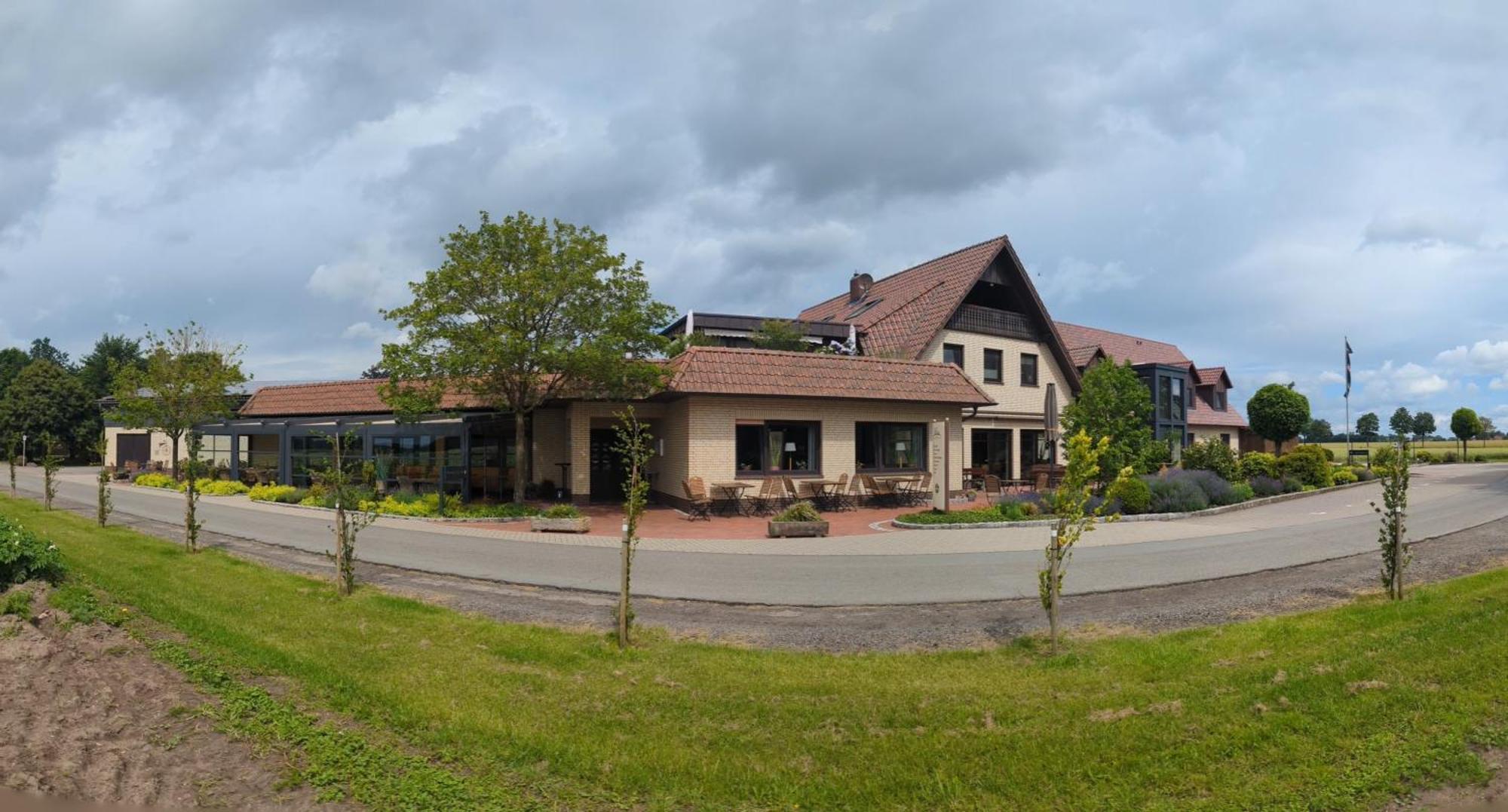 Hotel Paga - Parkgaststaette Ehrenburg